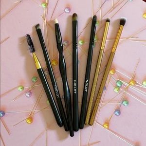 Eye brush set